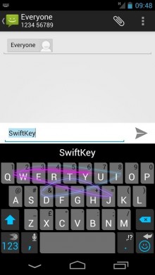 SwiftKey 220x391 photo SwiftKey 220x391 The 40 Must Have Android Apps for the Power User