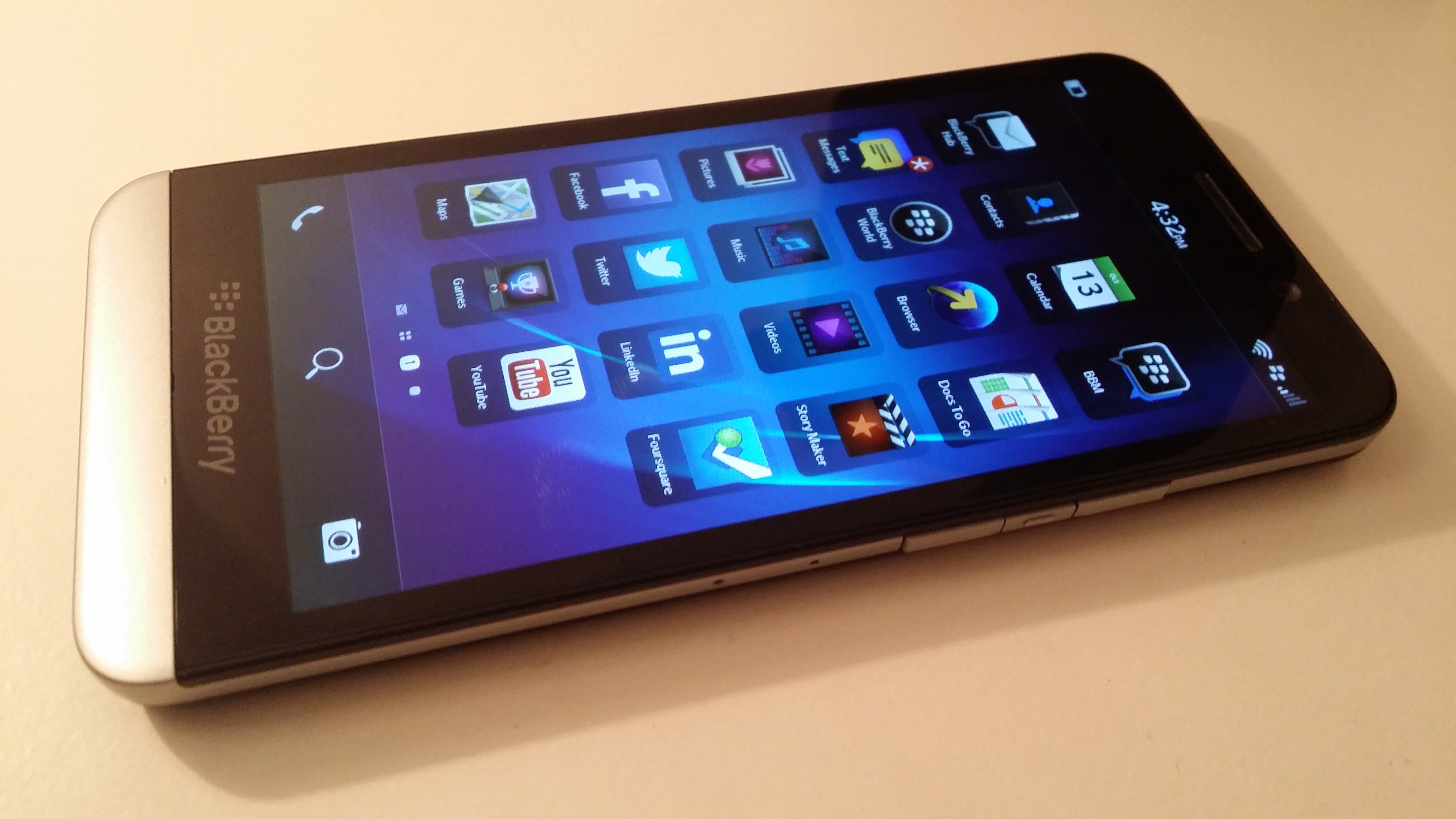 Z30 side BlackBerry Z30 review: The problem with this phone isnt the hardware. Or the software.