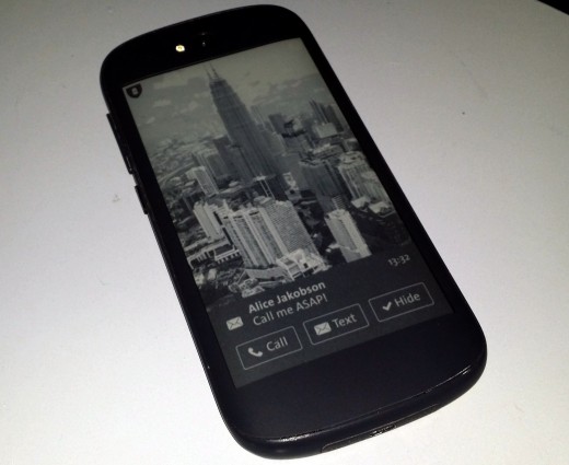 YotaPhone2 520x425 Hands on with the new dual screen, e ink equipped, Android powered YotaPhone