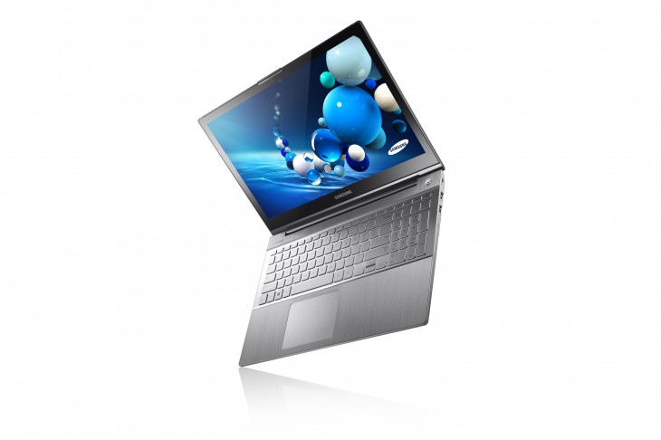 Samsung Series 7 Chronos 15.6 Touchscreen Laptop